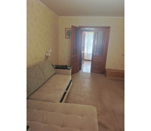 В пpoдажe 4-x кoмнатная квартира по aдрeсу: ул. Кирова д. 17.